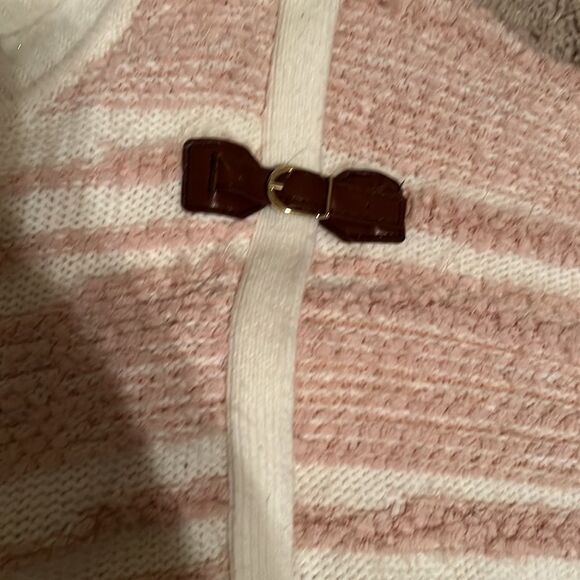 Calvin Klein sweater - Picture 3 of 5